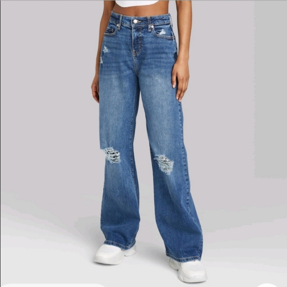 NWT Wild Fable women's High-Rise distressed Baggy Jeans, size 16
